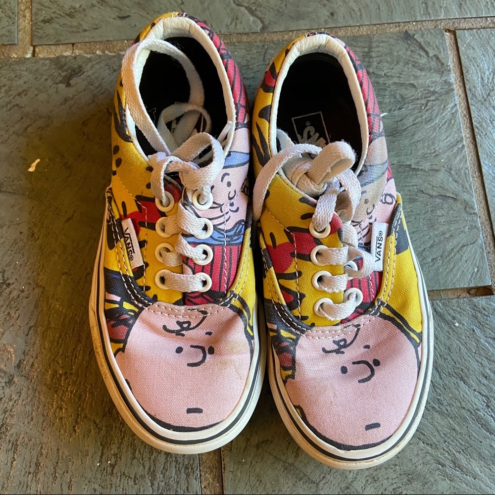 Vans Peanuts Charlie Brown snoopy sneakers